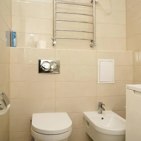 On Chornovola 27 Apartment Kyiv
