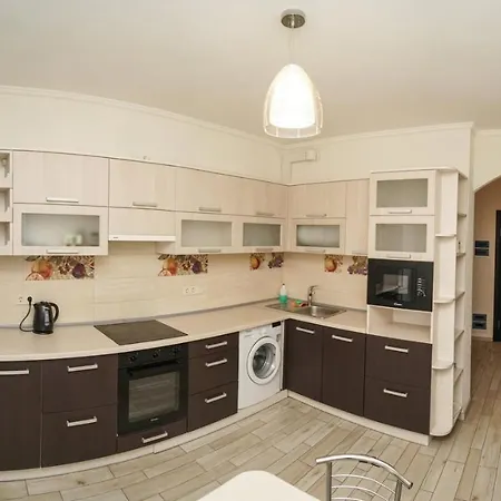 On Chornovola 27 Apartment Kyiv